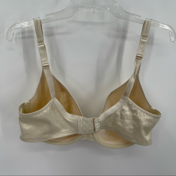 Cacique Sexy Sensual Cream Underwire Bra Size 40DD - Picture 3 of 6